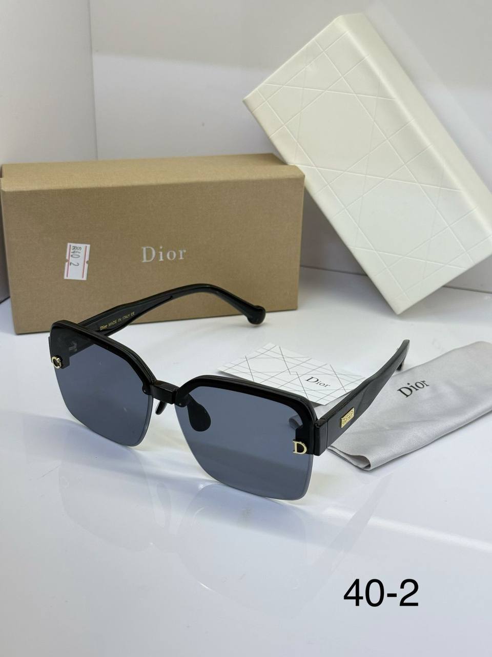 Fendi
SUNGLASSES 🕶️ 
50 dhs💓

Zain40
♥️♥️♥️