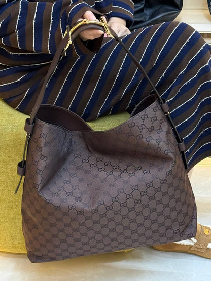 Gucci 
Master
260 dhs🪙🪙

Zain228
♥️♥️♥️