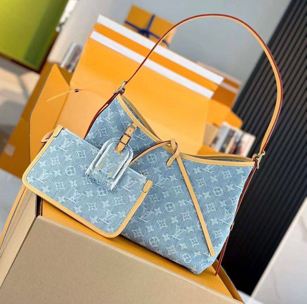 LV  

SUPER MASTER QUALITY 
AVAILABLE 🔥

For Price 👇 WhatsApp✅
0568585901 
0507557372
0552275751 Owner Zain 👌

Zain307
♥️♥️♥️