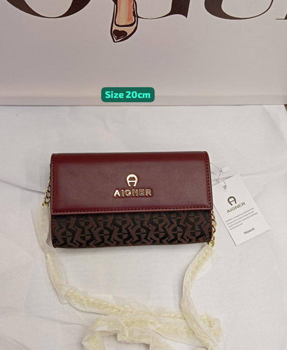Aigner
Best quality

With box’s
🎁🎁🎁

90 dhs❤️
size 20cm

Zain158
♥️♥️♥️