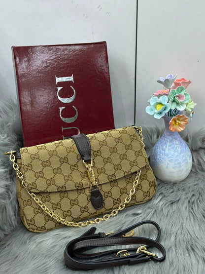GUCCI

SIZE 26CM

Withbox
110 dhs🇦🇪🇦🇪

Zain244
♥️♥️♥️