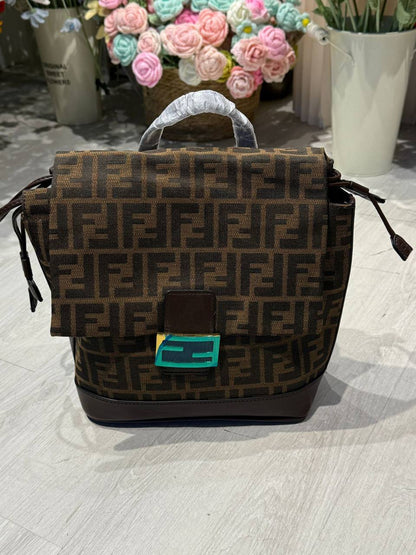 FENDI

BACKPACK 

110 dhs✅

Zain44
♥️♥️♥️