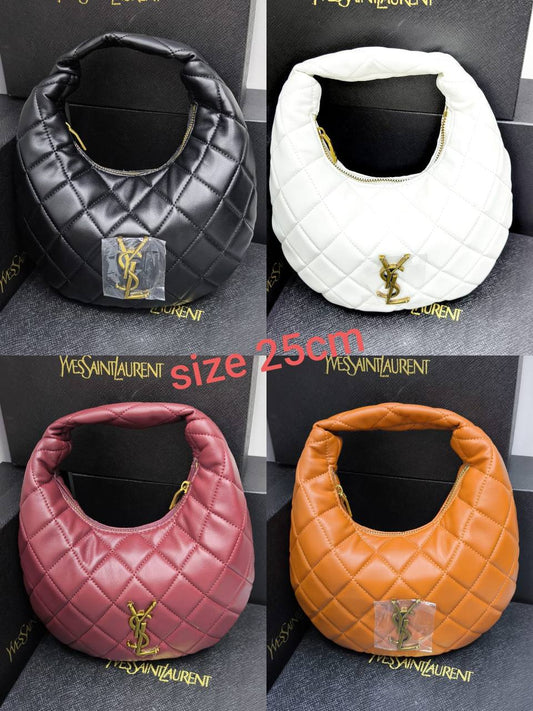 YSL
with box
🎁🎁🎁

95 dhs✅

Zain203
♥️♥️♥️