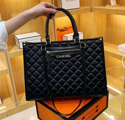 Bags
95 dhs🪙🌨️
35 cm

Zain219
♥️♥️♥️
Chanel 
Dior 
Gucci