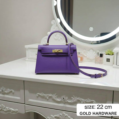 HERMES ᴋᴇʟʟʏ
ɢᴏʟᴅ ʜᴀʀᴅᴡᴀʀᴇ
ᴍᴀᴛᴛᴇ ʜᴀʀᴅ ʟᴇᴀᴛʜᴇʀ
ᴡɪᴛʜ ʟᴏɴɢ ʙᴇʟᴛ sᴛʀᴀᴘ
sɪᴢᴇ: 22 cm
ᴡɪᴛʜ BOX
🎁🎁🎁

90 dhs❤️

Zain31
♥️♥️♥️