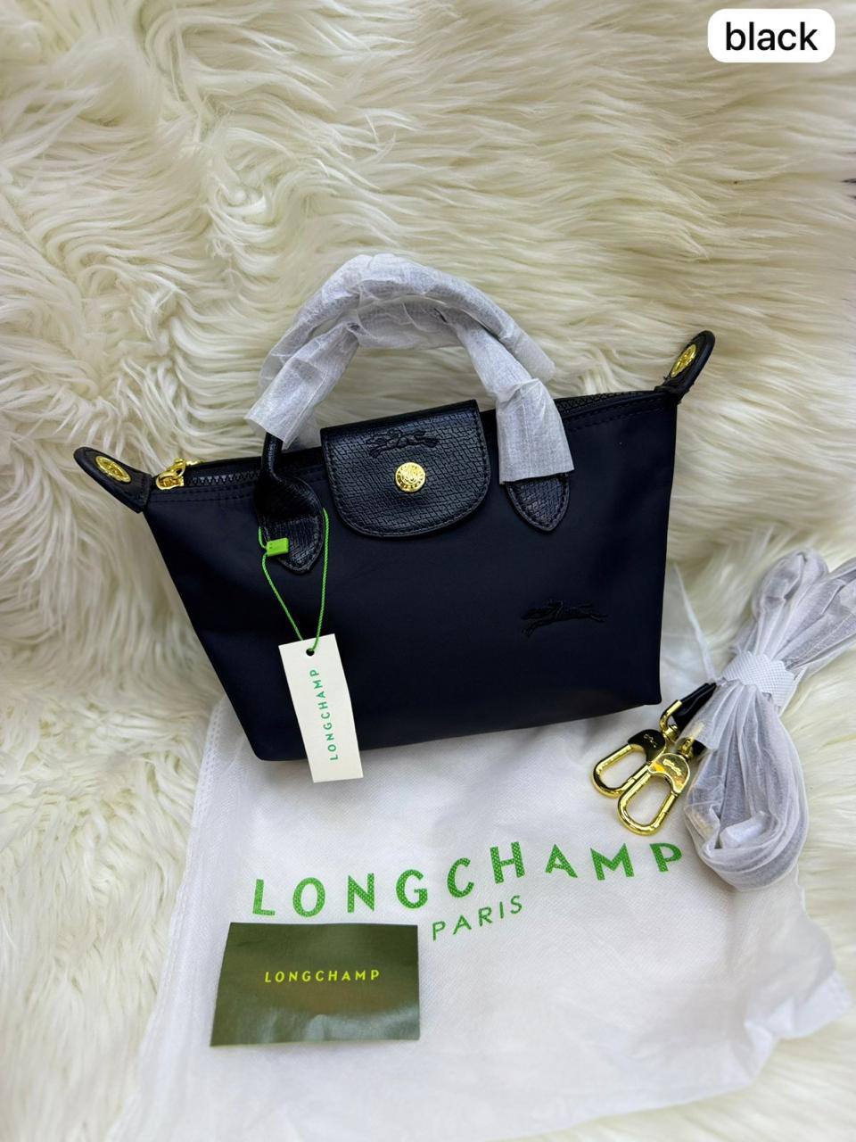 🌷 LongChamp Small
1️⃣ First  Quality 
Size：23 * 14 cm
65 dhs🇦🇪🇦🇪

Zain115
♥️♥️♥️
