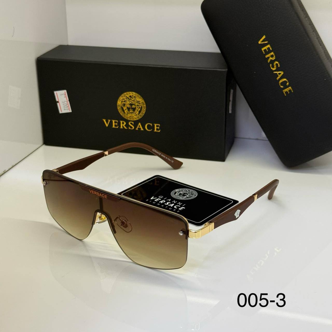 SUNGLASSES 🕶️
GOOD QUALITY 
50 dhs🌺

Zain40
♥️♥️♥️