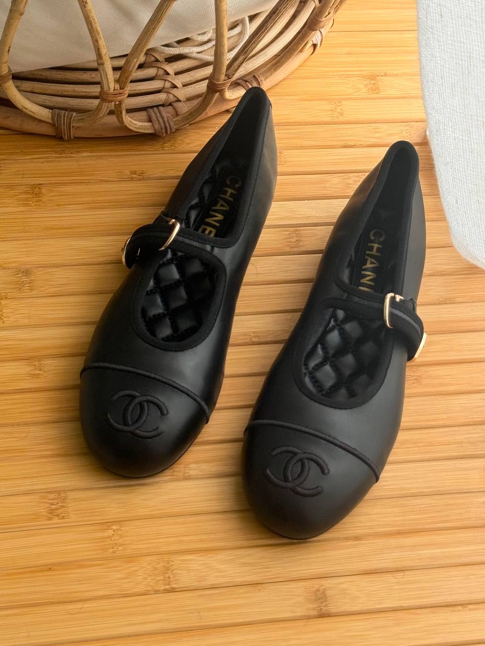 Chanel
Super Master
𝗦𝗶𝘇𝗲 𝟯𝟲 𝘁𝗼𝗼 𝟰𝟭 
450 dhs🇦🇪🇦🇪

Zain303
♥️♥️♥️