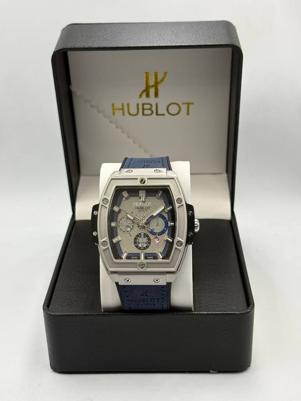 Hublot Men 
60 dhs✅

Zain08
♥️♥️♥️