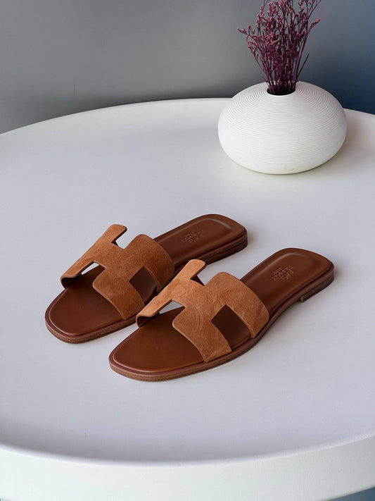 Hermes
36_41
Super high quality* 
450 dhs❣️

Zain176
♥️♥️♥️