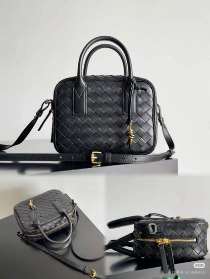 Bottega
Master 
For Price 👇 WTSP Text Zain 0568585901

Zain10
♥️♥️♥️