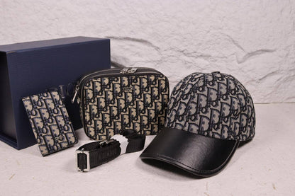 Dior - Gucci - LV -  3in1
 Master
Set Price 
290 dhs🪙🌨️

Zain33
♥️♥️♥️