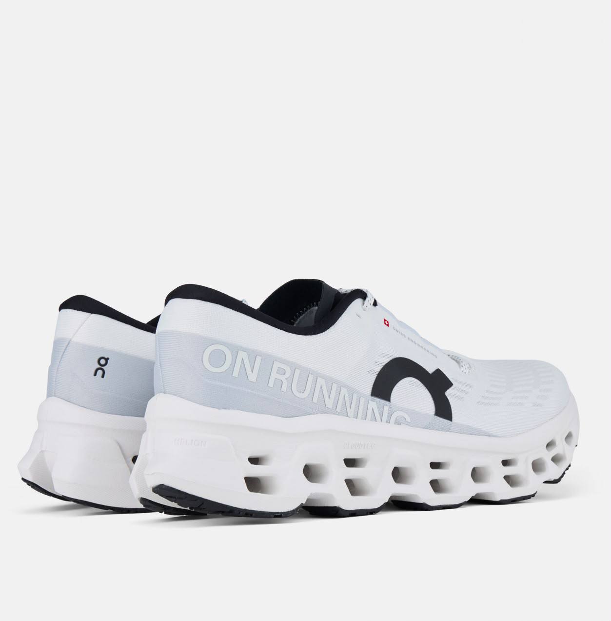 On Cloudmonster 3 running 🏃 
NEW ARRIVALS 🤩
36-45 AVAILABLE 😇
240 dhs🇦🇪🇦🇪

Zain242
♥️♥️♥️