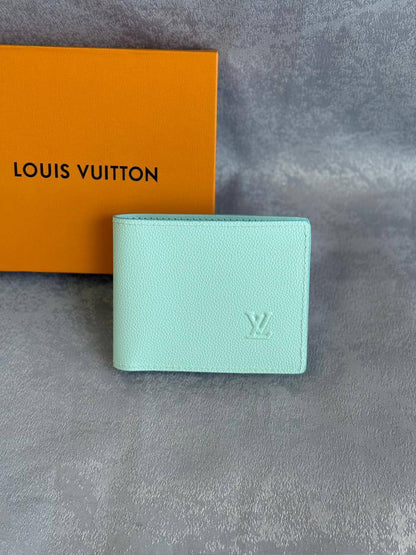 LV
*Men Wallet*
*Master Quality*
230 dhs✅

Zain179
♥️♥️♥️