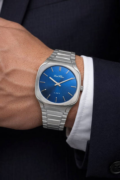Louis Hilano watch for men good 
quality 
260 dhs✅

Zain59
♥️♥️♥️