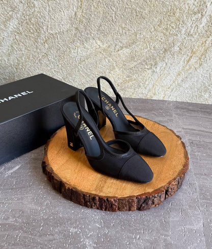 CHANEL 💫😍
SuperMaster Quality 💯
400 dhs💓
Size: 36-41 💥

Zain171
♥️♥️♥️