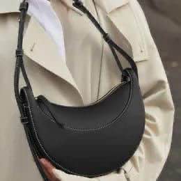 POLENE  
VERY GOOD QUALITY 
95 dhs🪙🖤

Zain39
♥️♥️♥️