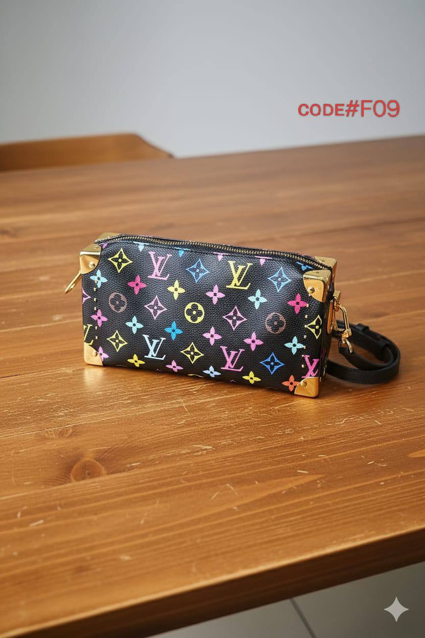 LV
ᴛʀᴜɴᴋ ᴄʀᴏssʙᴀɢ
ᴡɪᴛʜ ʟᴏɴɢ ʙᴇʟᴛ sᴛʀᴀᴘ
ᴍᴏɴᴏɢʀᴀᴍ ʟᴇᴀᴛʜᴇʀ
sɪᴢᴇ : 23  cm

70 dhs🪙💕

Zain31
♥️♥️♥️