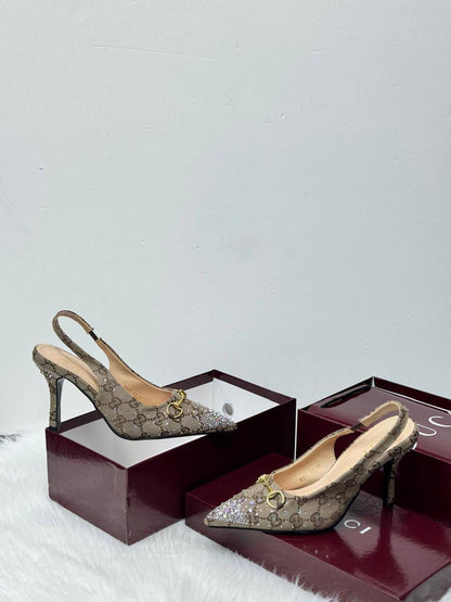 Gucci
💯high quality
Size 36-37-38-39-40-41
110 dhs💓

Zain86
♥️♥️♥️