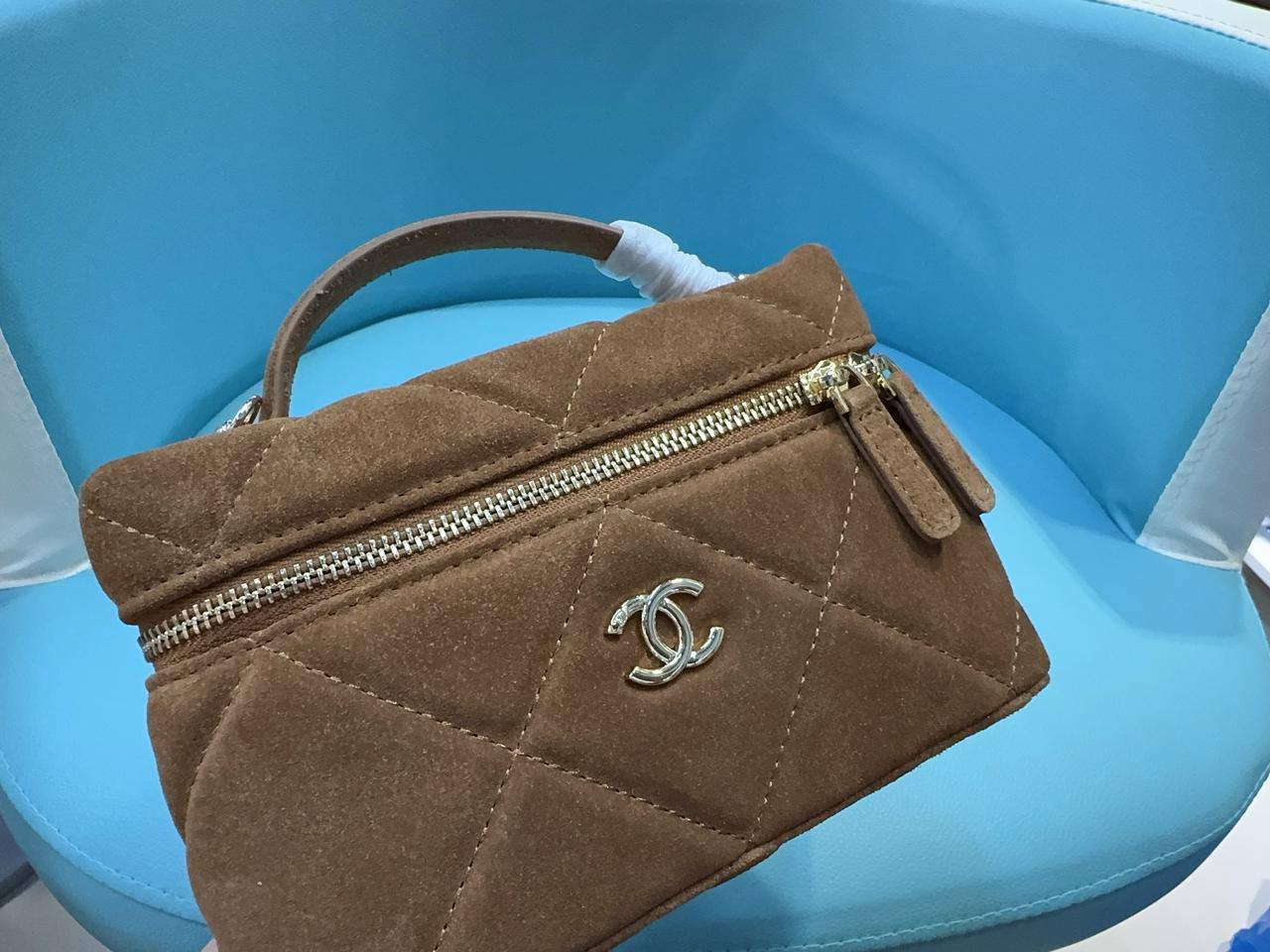 Chanel Master
280 dhs🪙💕
#19cm…❤️❤️💁‍♂️

Zain228
♥️♥️♥️