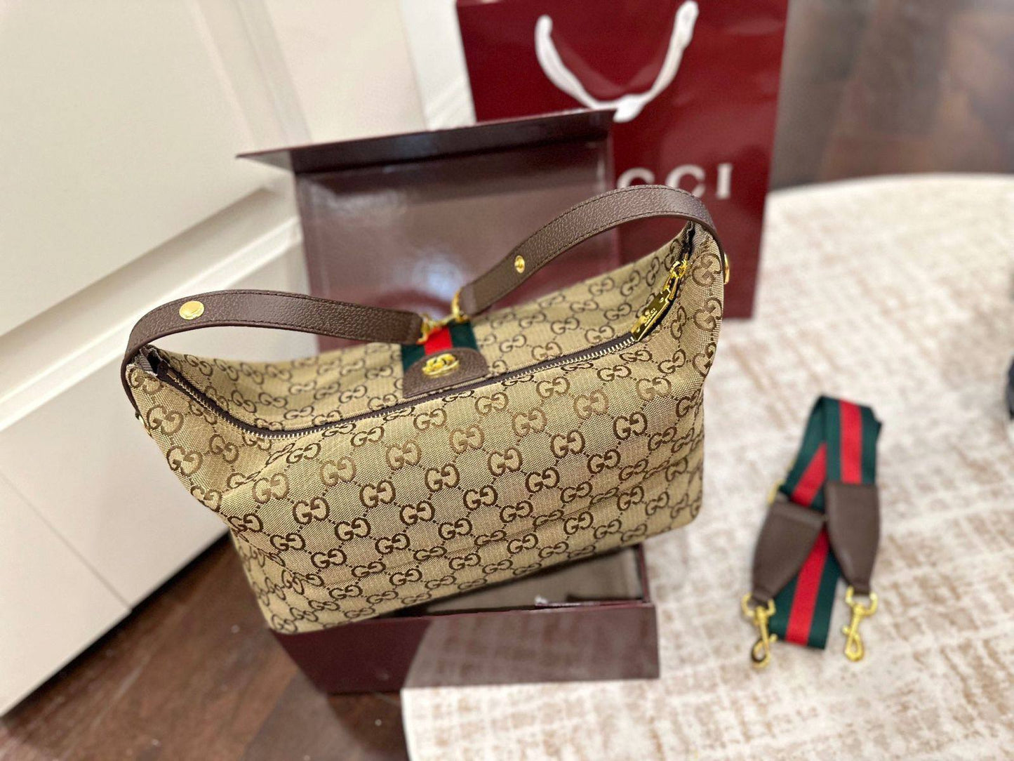 GUCCI 

NEW CAME 
GOOD QUALITY 

95 dhs❣️

Zain39
♥️♥️♥️