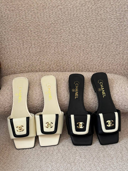 Chanel 🖤
✨ 𝐍𝐞𝐰 𝐂𝐨𝐥𝐥𝐞𝐜𝐭𝐢𝐨𝐧
✨ 𝐒𝐮𝐩𝐞𝐫 𝐌𝐚𝐬𝐭𝐞𝐫 𝐐𝐮𝐚𝐥𝐢𝐭𝐲
✨ 𝐀𝐯𝐚𝐢𝐥𝐚𝐛𝐥𝐞 𝐍𝐨𝐰
✨ 𝐒𝐢𝐳𝐞𝐬: 𝟑𝟔 — 𝟒𝟏
450 dhs✅

Zain298
♥️♥️♥️