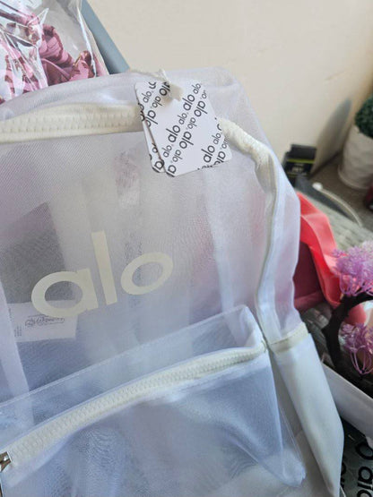 NEW CAME 
ALO BACKPACK 
GOOD QUALITY
60 dhs✅

Zain40
♥️♥️♥️