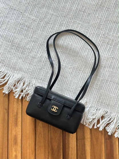 CHANEL 🔥🔥
Super Master Bags
For Price 👇 WhatsApp✅
0568585901 
0507557372
0552275751 Owner Zain 👌

Zain317
♥️♥️♥️