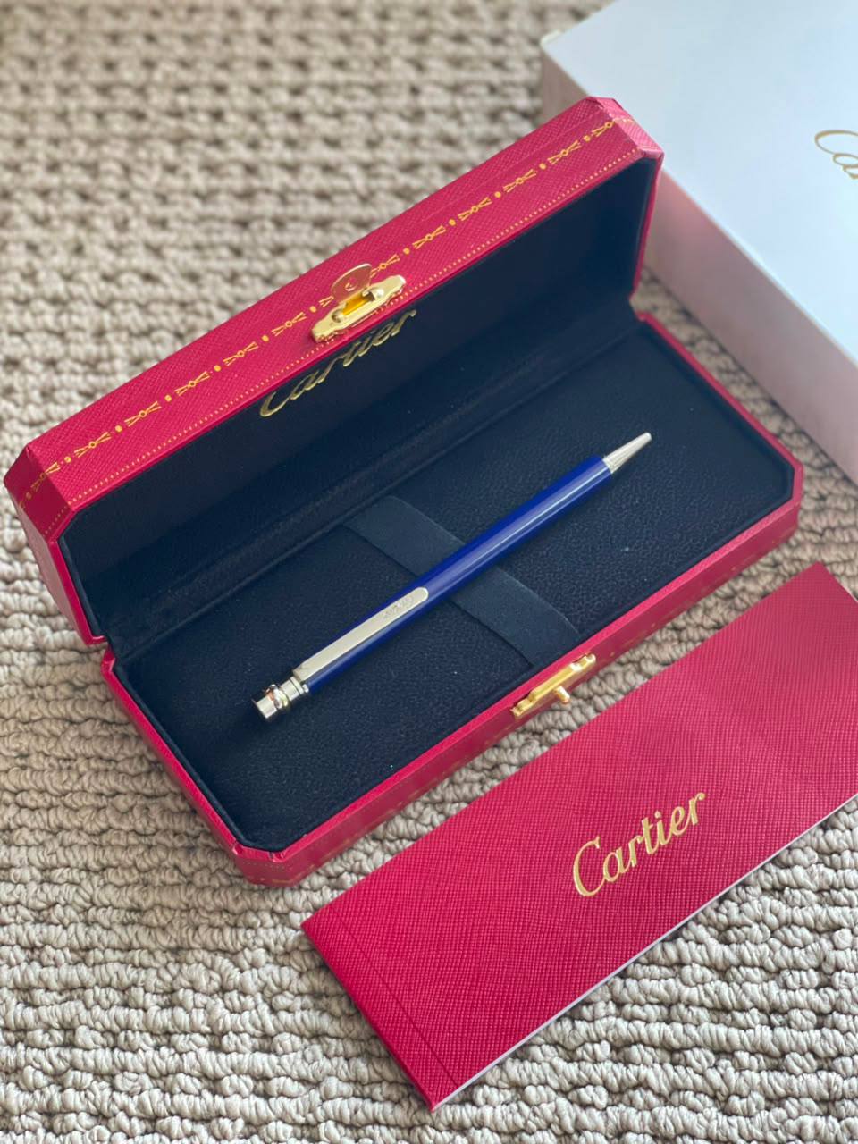 CARTIER
*Pen✍️*
*New Collection*
*Master Quality*
190 dhs✅

Zain179
♥️♥️♥️