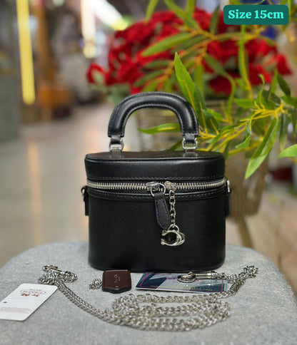 Coach
Best quality

With box’s
🎁🎁🎁

90 dhs🗽
size 15cm

Zain158
♥️♥️♥️