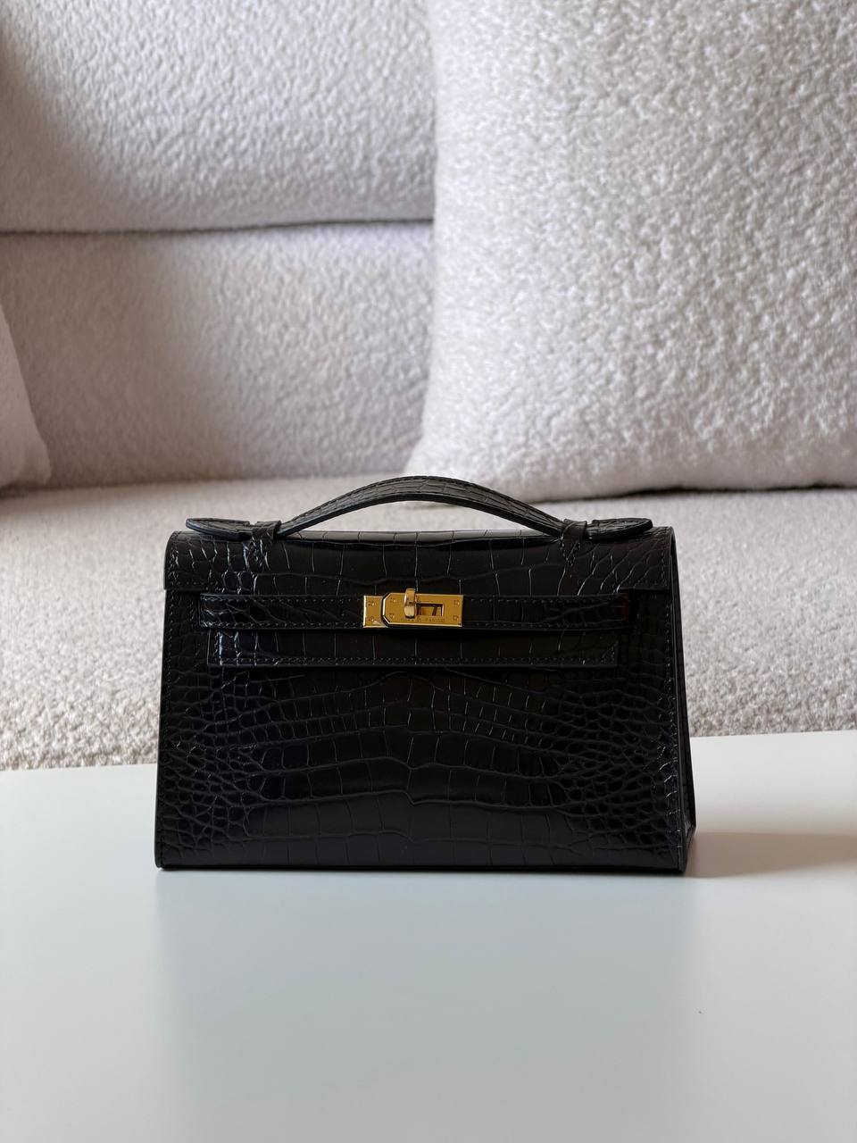 Hermes

 pochette 21cm💥Master quality ✅

with box📦
🎁🎁🎁

340 dhs✅

Zain52
♥️♥️♥️