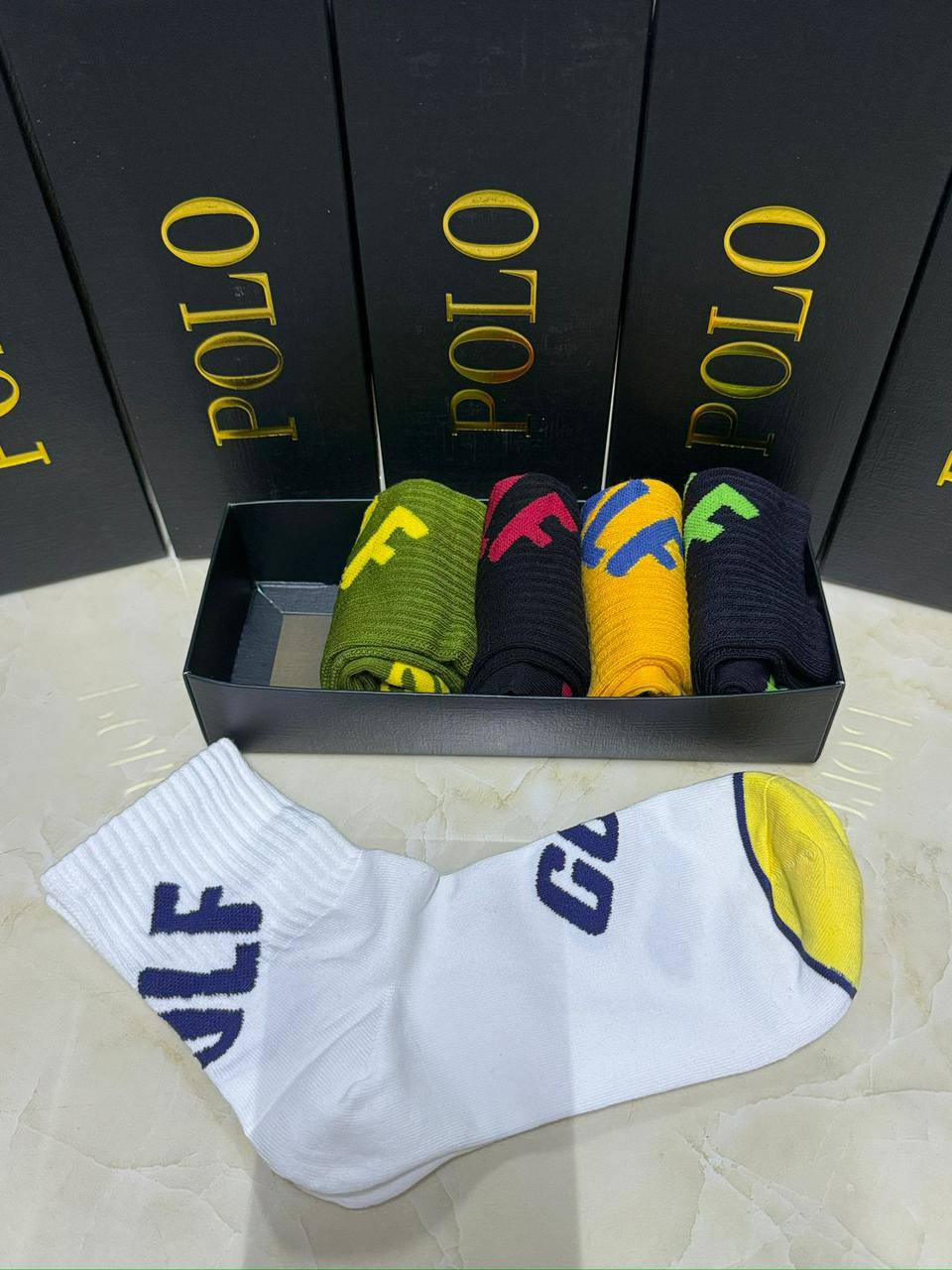 LONG SOCKS 🧦 

WITHBOX 
🎁🎁🎁

40 DHS🪙🌨️

Zain40
♥️♥️♥️