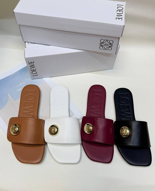 Loewe
Size 36-41
65 dhs💓

Zain236
♥️♥️♥️