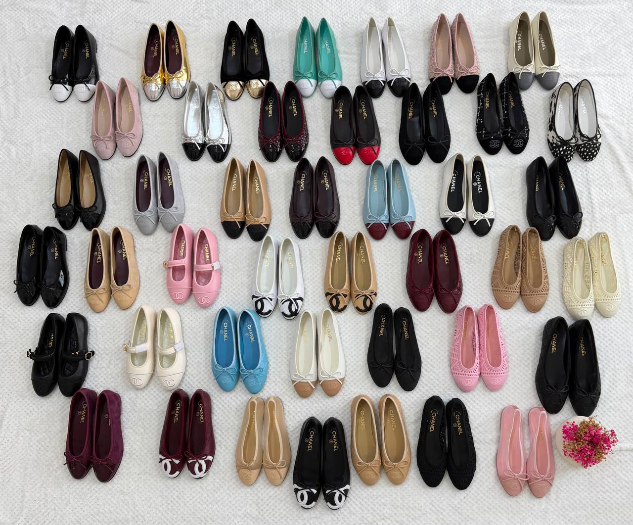 Chanel🌈😍

Vip quality 

Size:36 to 41 

450 dhs🇦🇪🇦🇪🇦🇪

Zain113
♥️♥️♥️