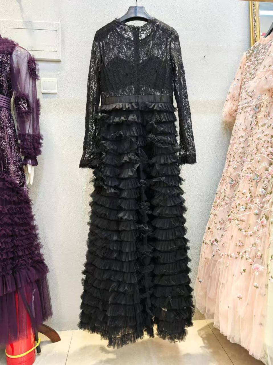 *New collections*                                                
ZIMMERMANN
*Super Master quality*
*Sizes: S M L XL* 
850 dhs💓

Zain308
♥️♥️♥️