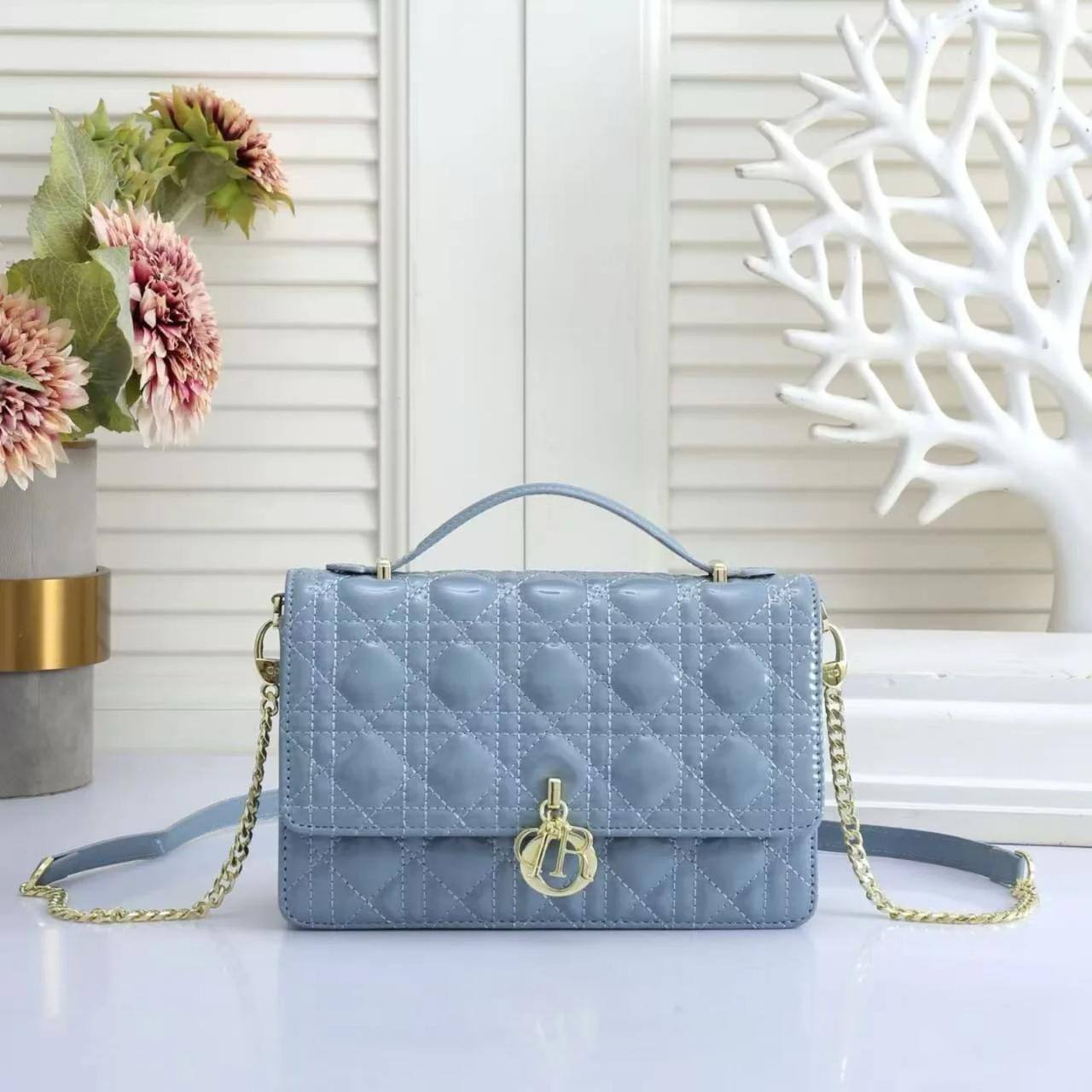 Dior - Miu Miu

With box 
🎁🎁🎁

85 dhs💓

Zain136
♥️♥️♥️