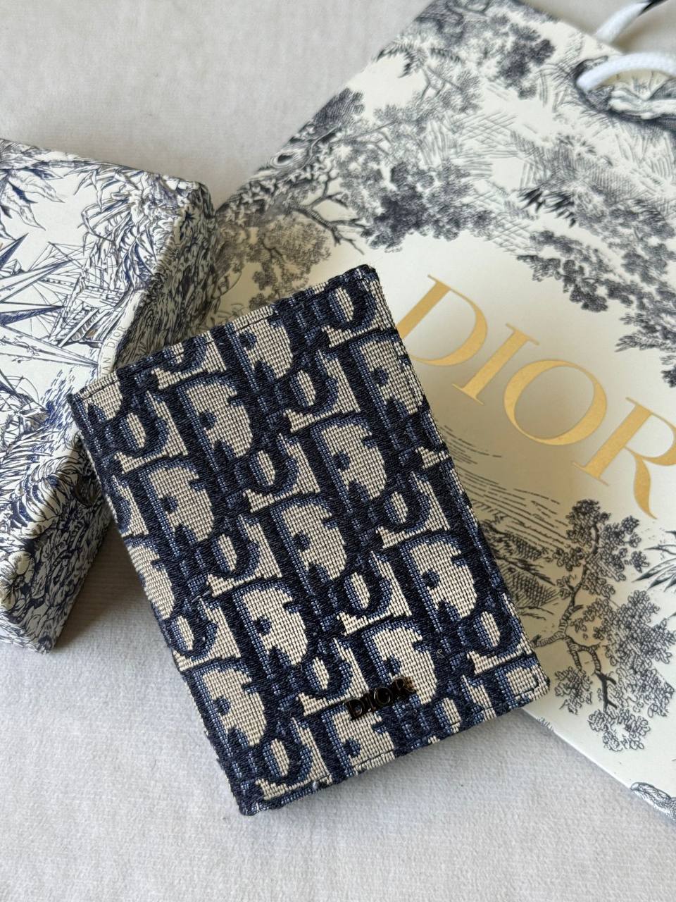 💝  *Dior*💝
💝*Super Master*💝
300 dhs🪙🌨️

Zain275
♥️♥️♥️