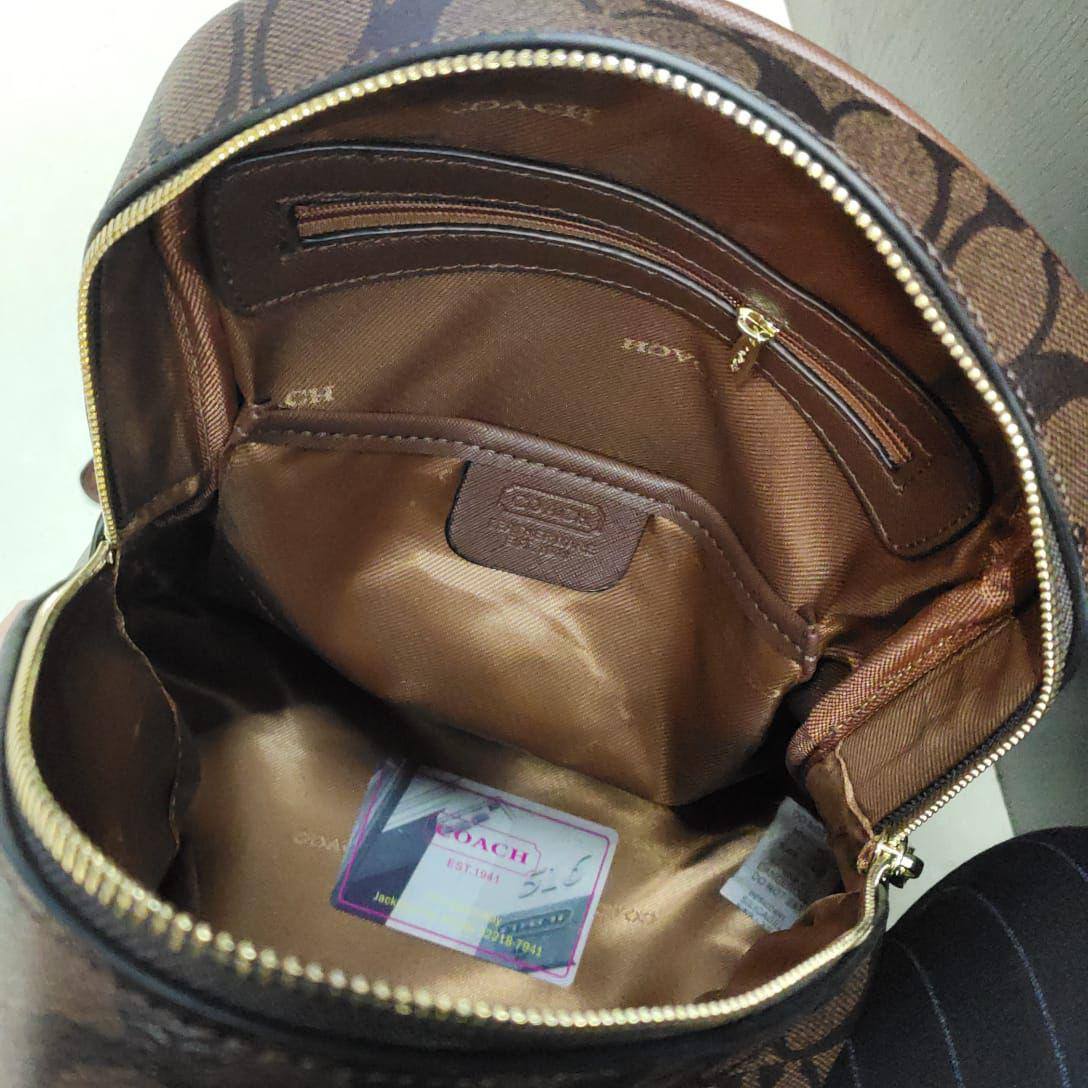 COACH BACKPACK 
 GOOD QUALITY 
100 dhs🇦🇪🇦🇪

Zain295
♥️♥️♥️
