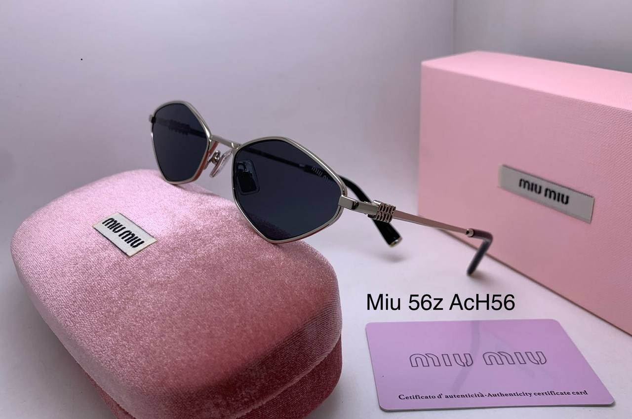 Miu Miu
Ladies 
master quality 
190 dhs✅

Zain126
♥️♥️♥️