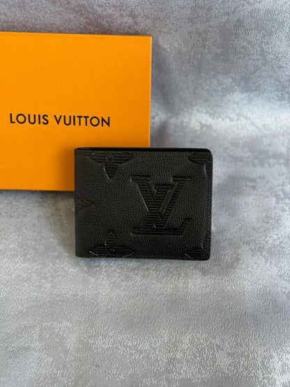 LV
*Men Wallet*
*Master Quality*
230 dhs✅

Zain179
♥️♥️♥️