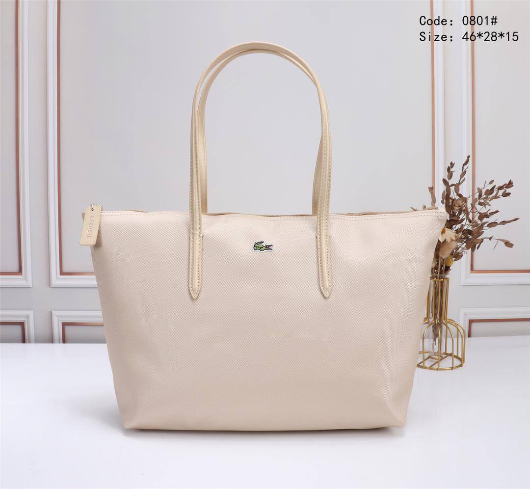 Lacoste
50 dhs🇦🇪🇦🇪

Zain219
♥️♥️♥️