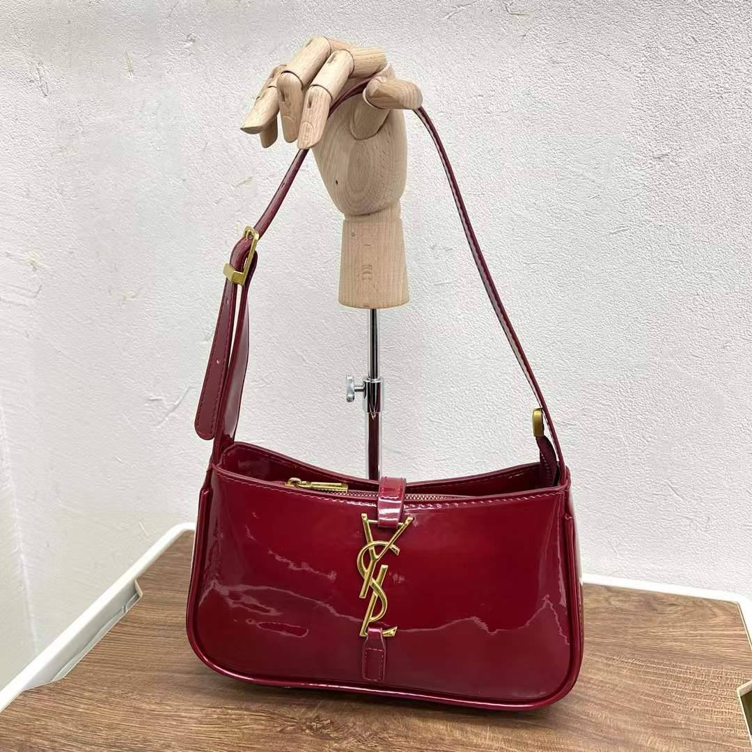 Ysl

new arrivals 
70 dhs🇦🇪🇦🇪

Zain232
♥️♥️♥️