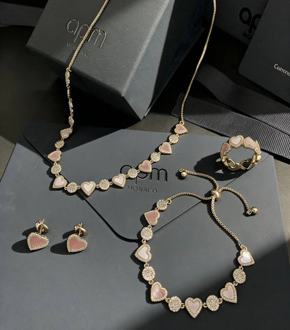 APM SET
MASTER SET✨💫
NECKLACE BRACELET EARRINGS RING
WITH SAME BOX AND PAPER 🛍️🎁
160 DHS💓

Zain89
♥️♥️♥️