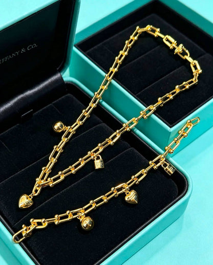 TIFFANY

Necklace & Bracelet 
MASTER

With normal box 🎁
140 dhs🇦🇪🇦🇪

With master box🎁
200 dhs🇦🇪🇦🇪

Zain263
♥️♥️♥️