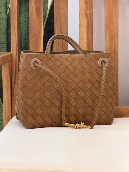 BOTTEGA VENETA💫
VIP Quality ⚡️
Original Packing 🎁
Size 25CM📏
For Price 👇 WhatsApp✅
0568585901 
0507557372
0552275751 Owner Zain 👌

Zain321
♥️♥️♥️