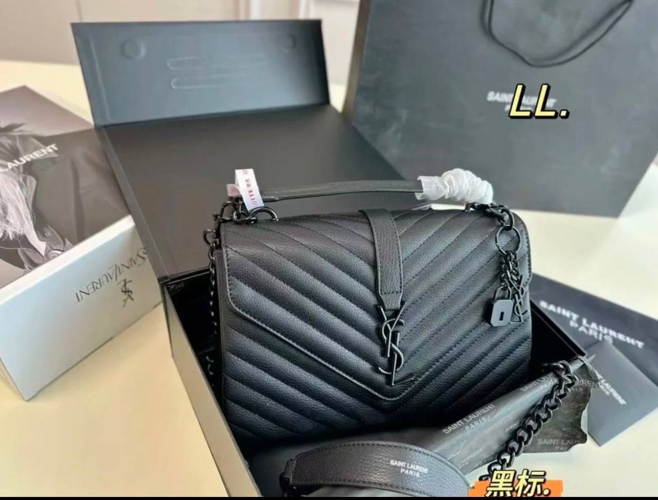 YSL
✨✨NEW ✨✨
90 dhs🪙🌨️

with box.
🎁🎁🎁

Zain38
♥️♥️♥️