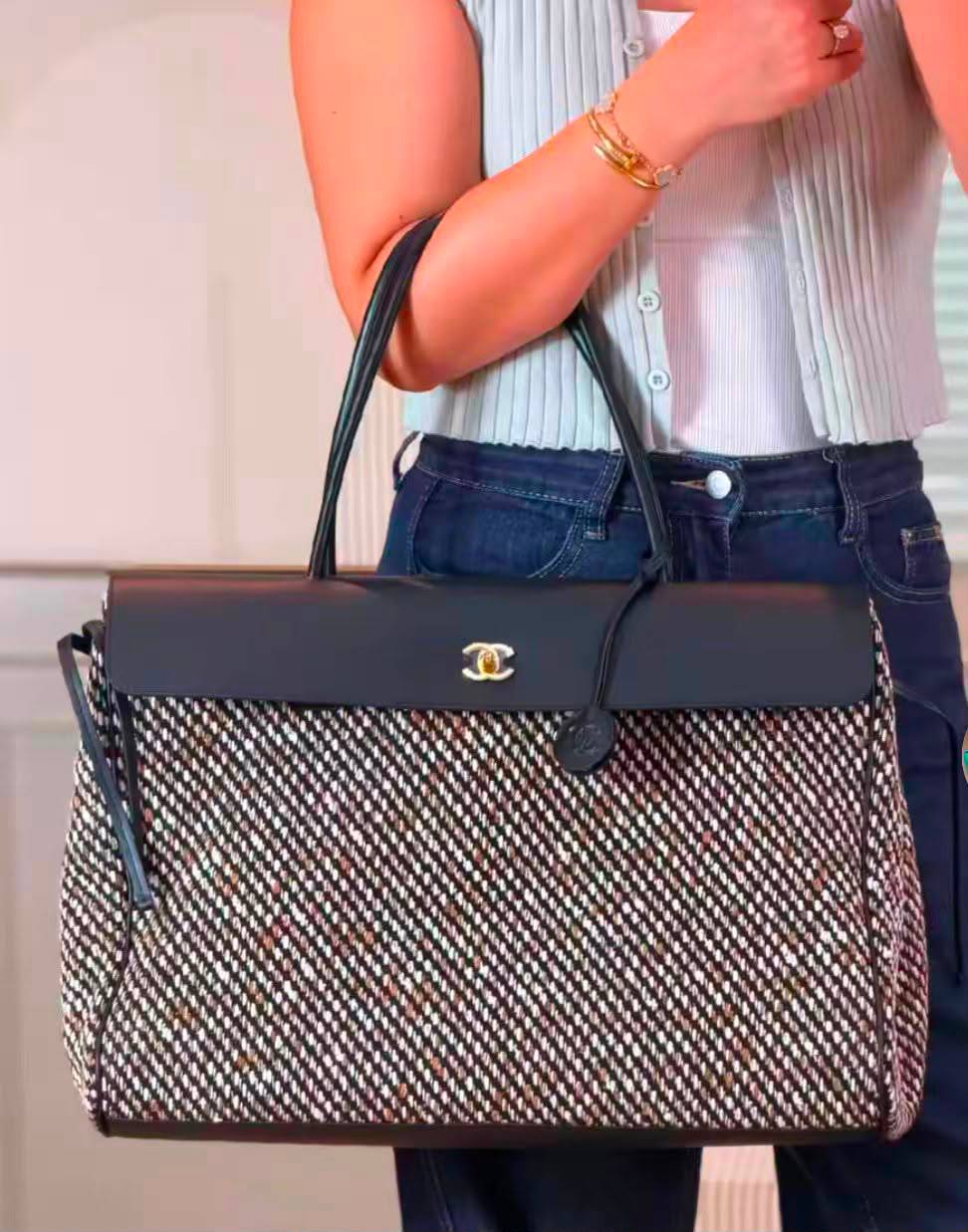 Chanel
Mastser✅✅
330 dhs🇦🇪🇦🇪

Zain153
♥️♥️♥️