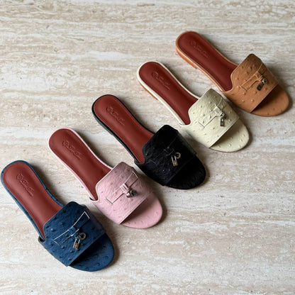 Loro Piana
AA Quality
Size 36 to 41
550 dhs🇦🇪🇦🇪

Zain288
♥️♥️♥️