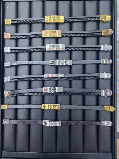 MEN BRACELET

45 dhs💓

WITH BOX AND PAPER BAG🎁🛍️
🎁🎁🎁

Zain89
♥️♥️♥️