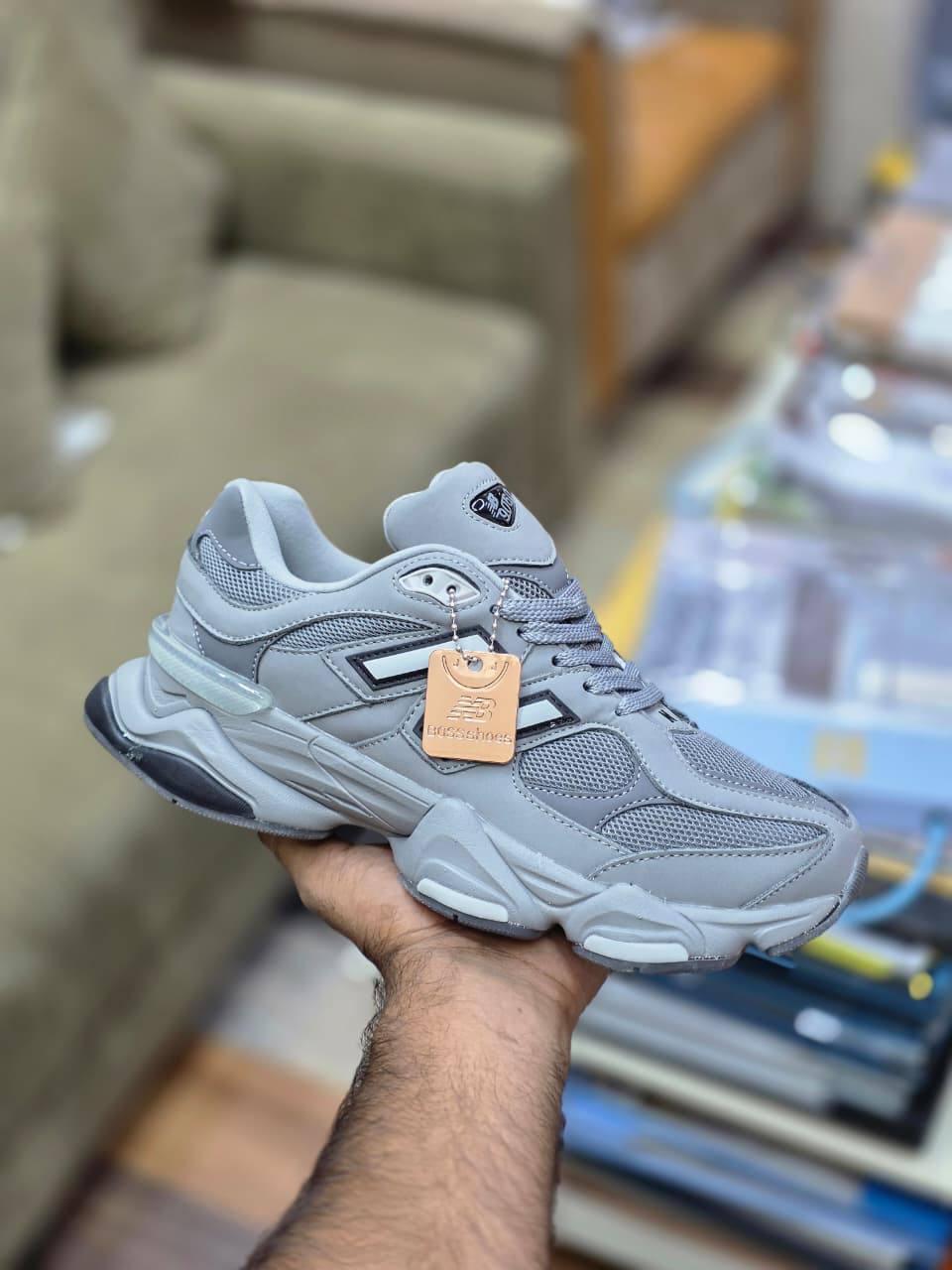 NB
Size 40 to 45
120 dhs✅

Zain27
♥️♥️♥️